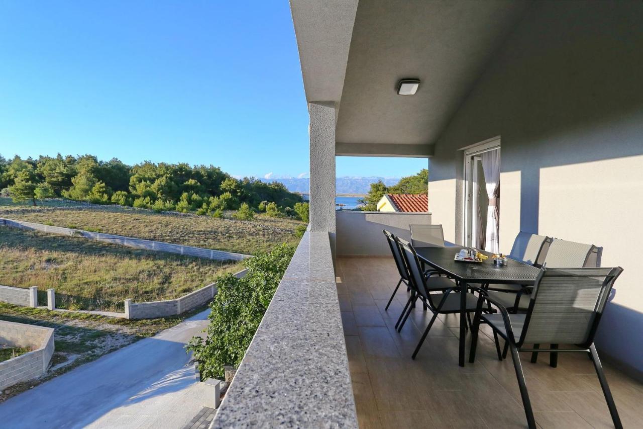 Apartments Lisac Вир Экстерьер фото